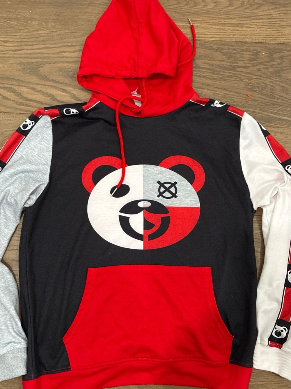 NWOT Red & Black Graphic Bear Hoodie. Lightweight. Men’s medium